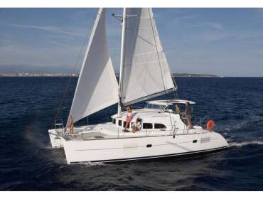 Lagoon 380 Moonshadow