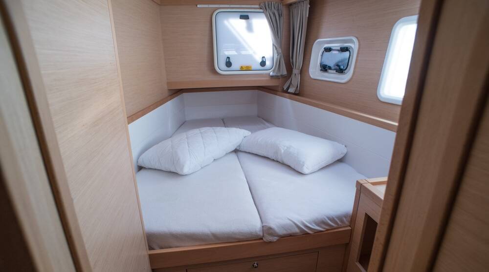 Lagoon 39 EXPLORER