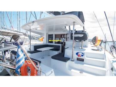Lagoon 40 • ANGELO