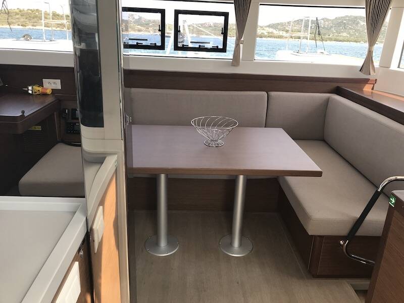 Lagoon 40 Freccia (WM, Inverter)