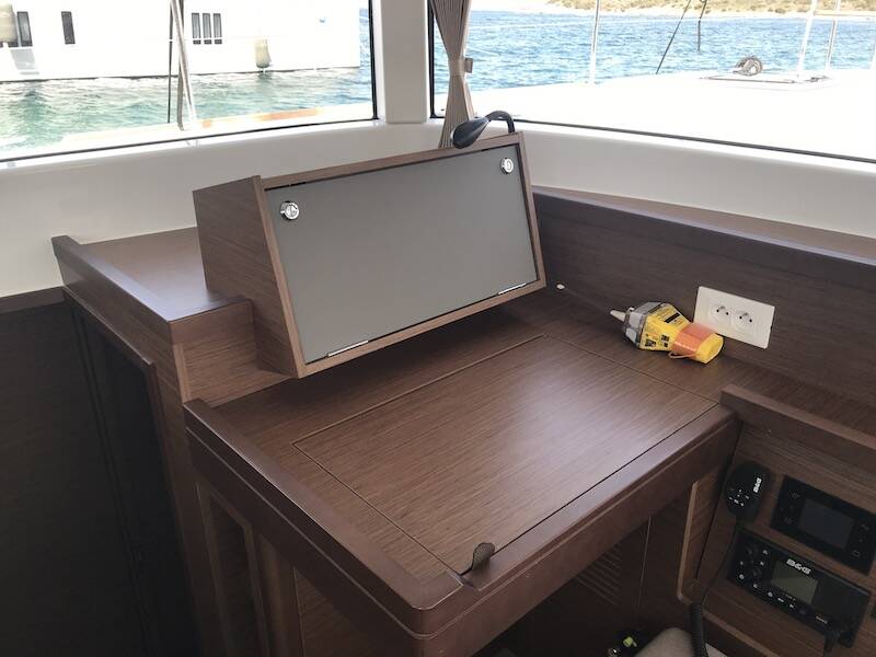 Lagoon 40 Freccia (WM, Inverter)