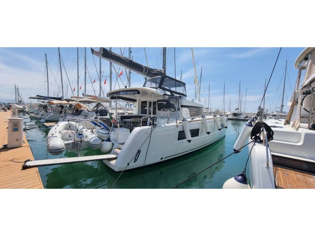 Lagoon 40 • Freccia (WM, Inverter)