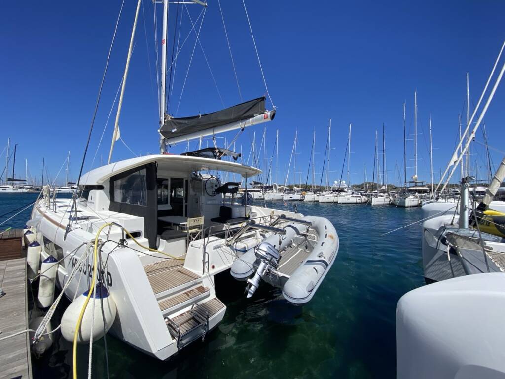 Lagoon 40 Aquila (WM, Inverter)