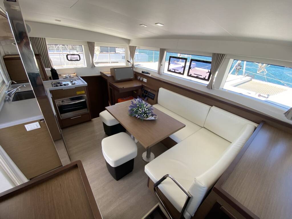 Lagoon 40 Aquila (WM, Inverter)