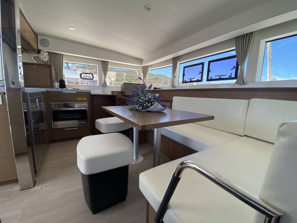 Lagoon 40 Aquila (WM, Inverter)