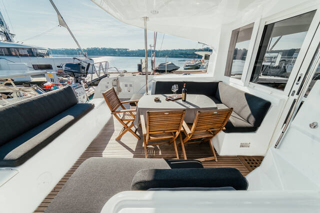Lagoon 40 MEEA
