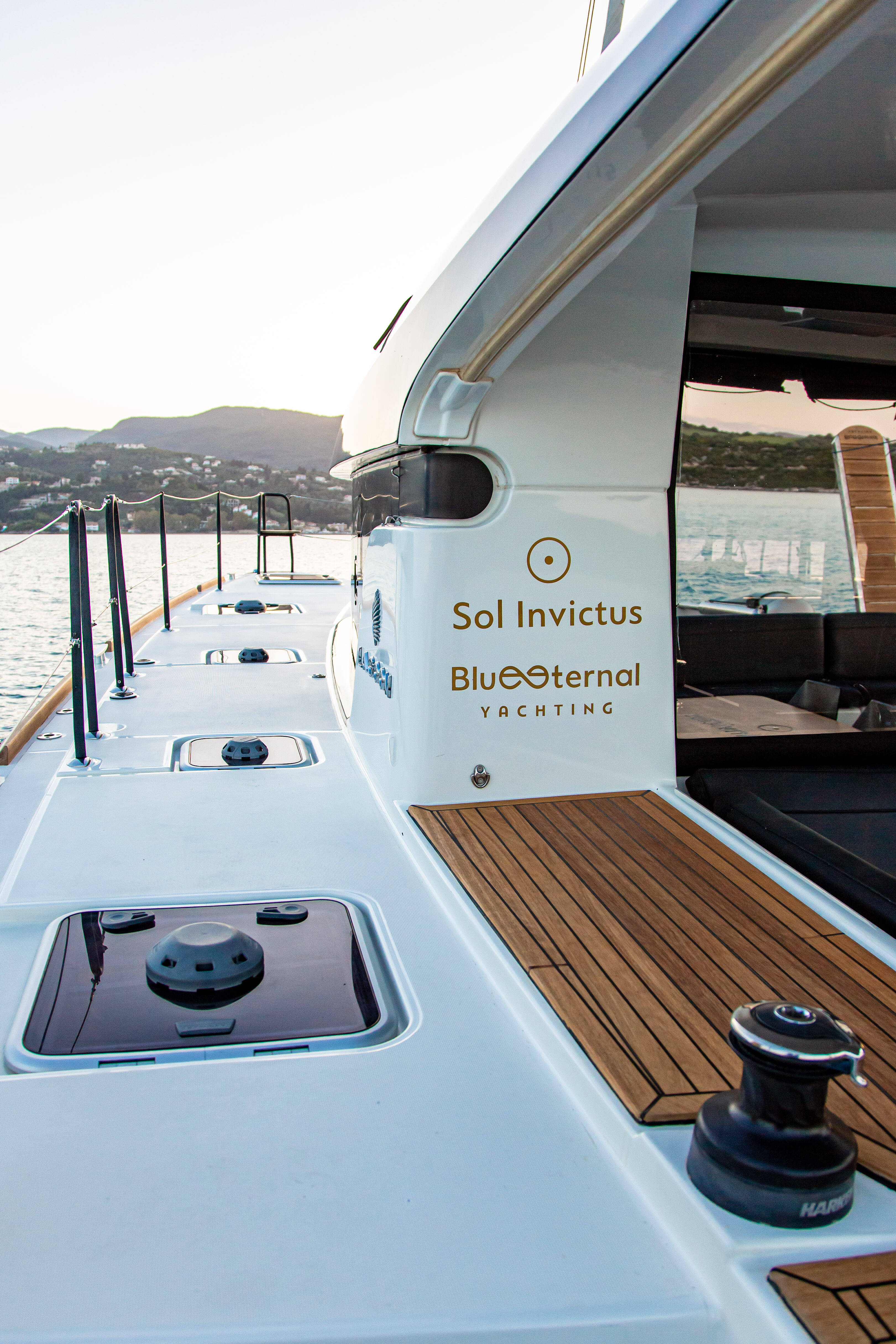 Lagoon 40 Sol Invictus VIP-equipped