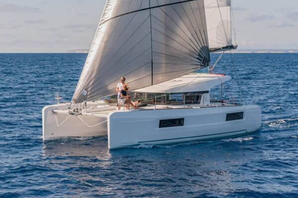 Lagoon 40 • Tom Cat