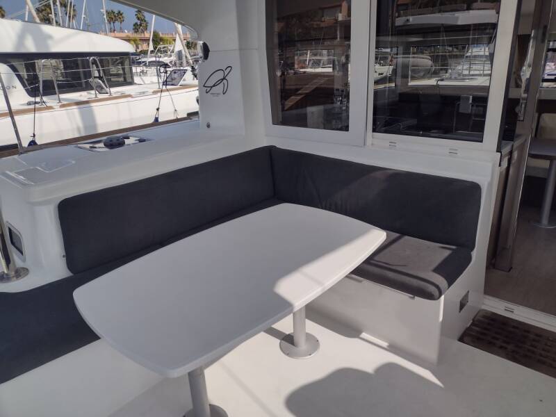 Lagoon 40 AZZURO III_DB