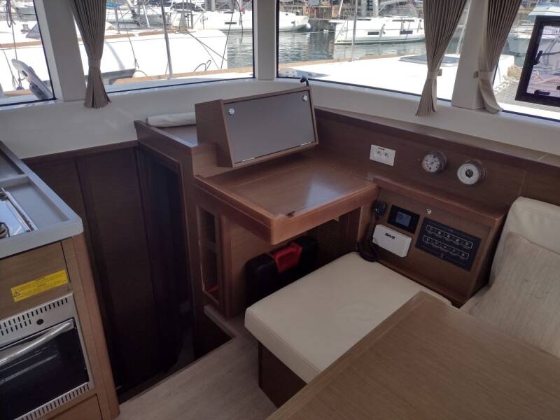 Lagoon 40 AZZURO III_DB