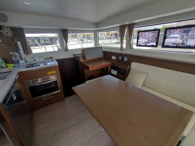 Lagoon 40 AZZURO III_DB