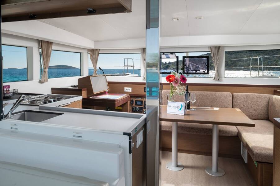 Lagoon 40 