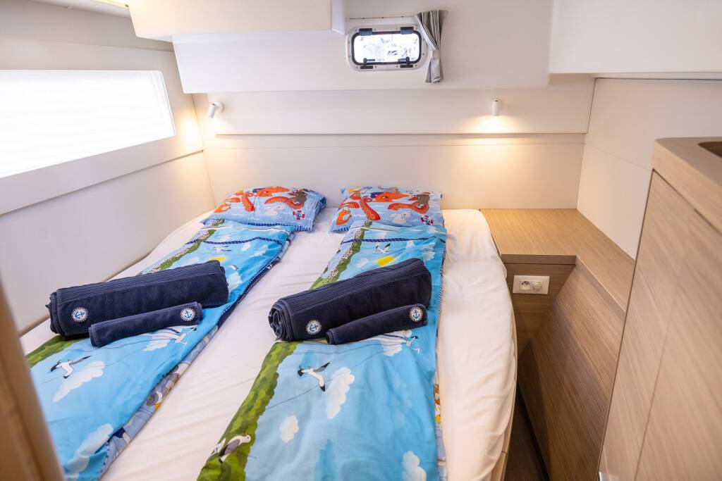 Lagoon 40 Beluga
