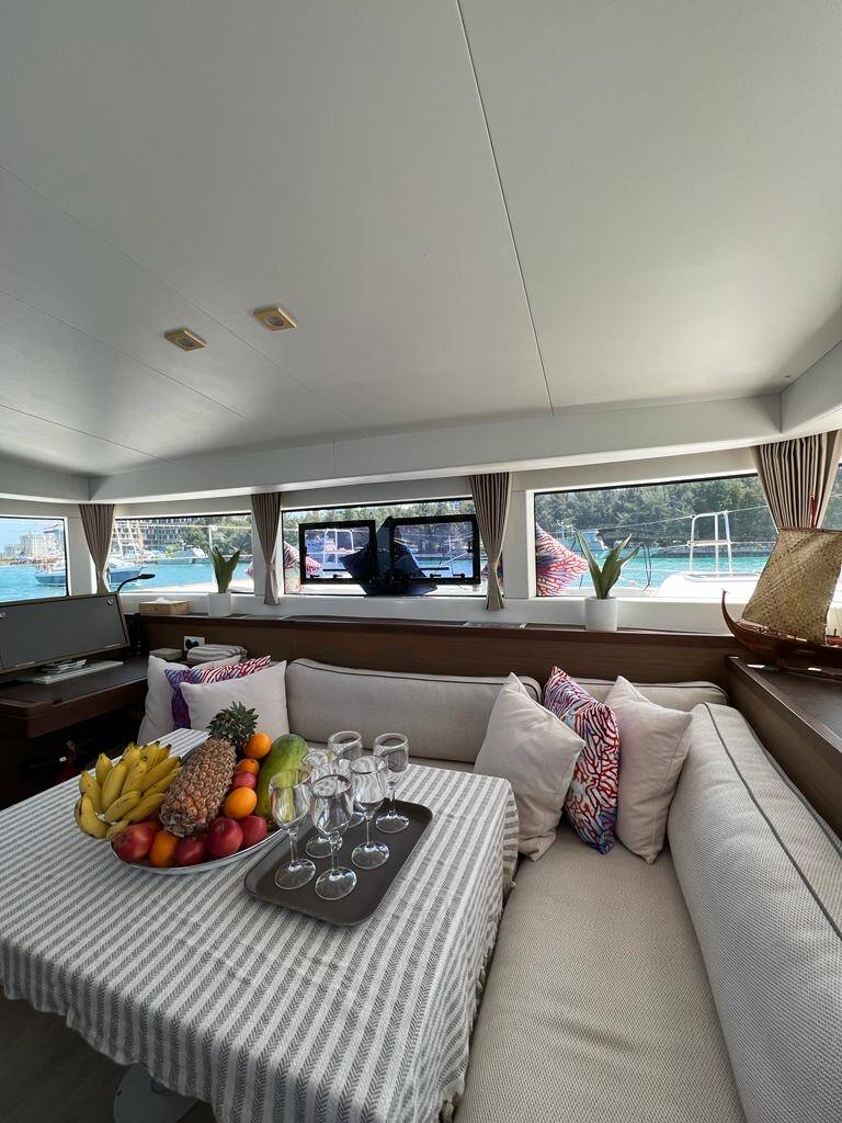 Lagoon 40 Sail La Vie