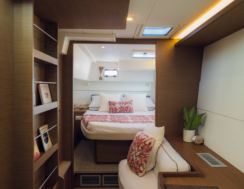 Lagoon 40 Sail La Vie
