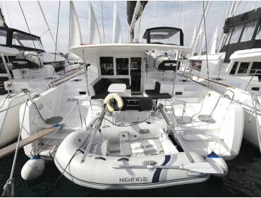 Lagoon 40 • MARI