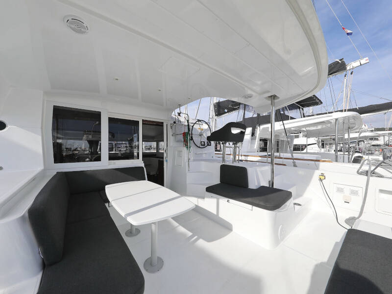Lagoon 40 MARI