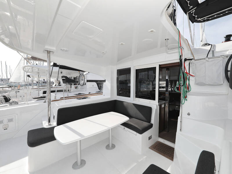 Lagoon 40 MARI