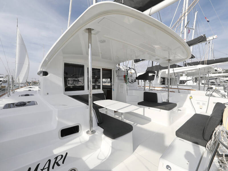 Lagoon 40 MARI