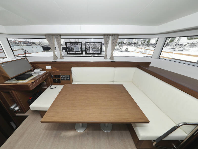 Lagoon 40 MARI
