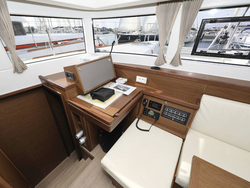 Lagoon 40 MARI