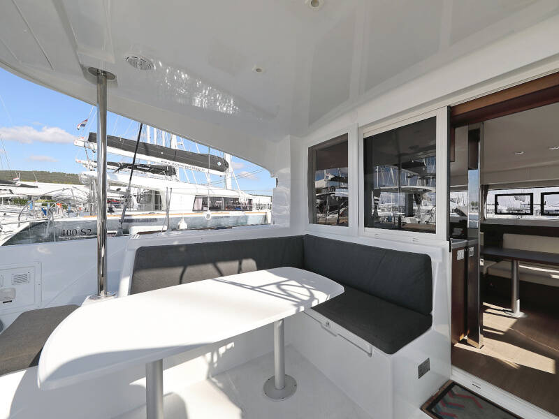 Lagoon 40 NINA II