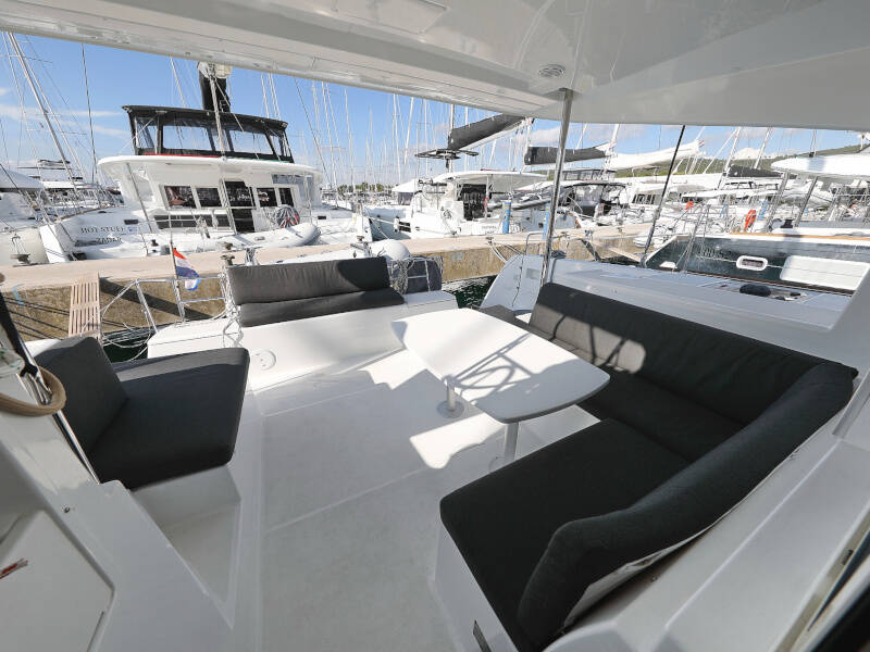 Lagoon 40 NINA II
