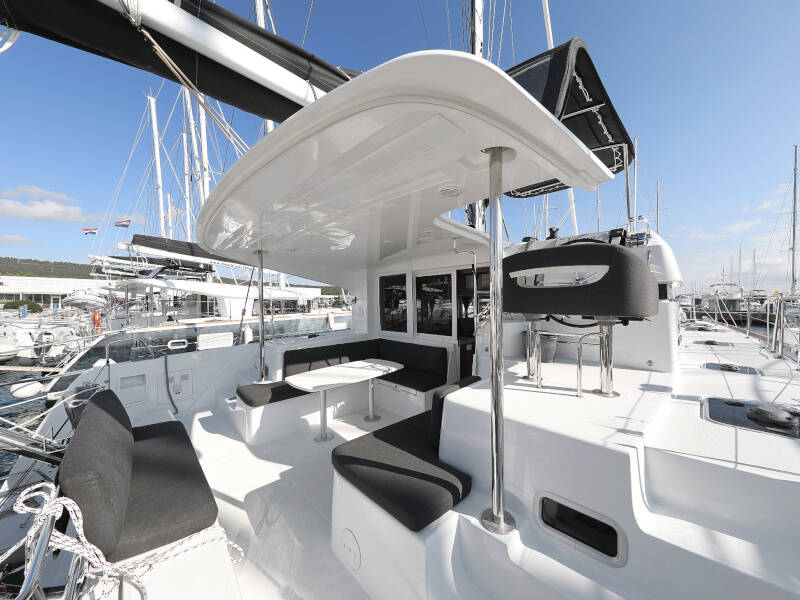 Lagoon 40 NINA II