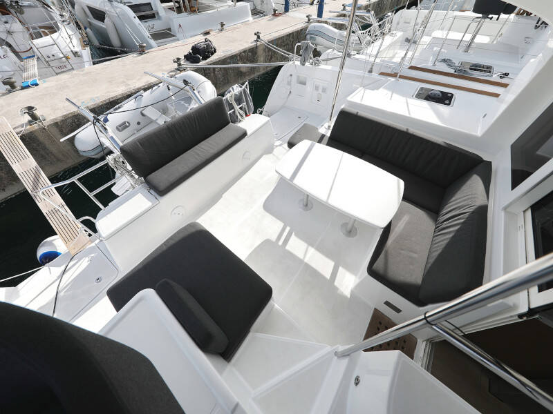 Lagoon 40 BLUE ANGEL