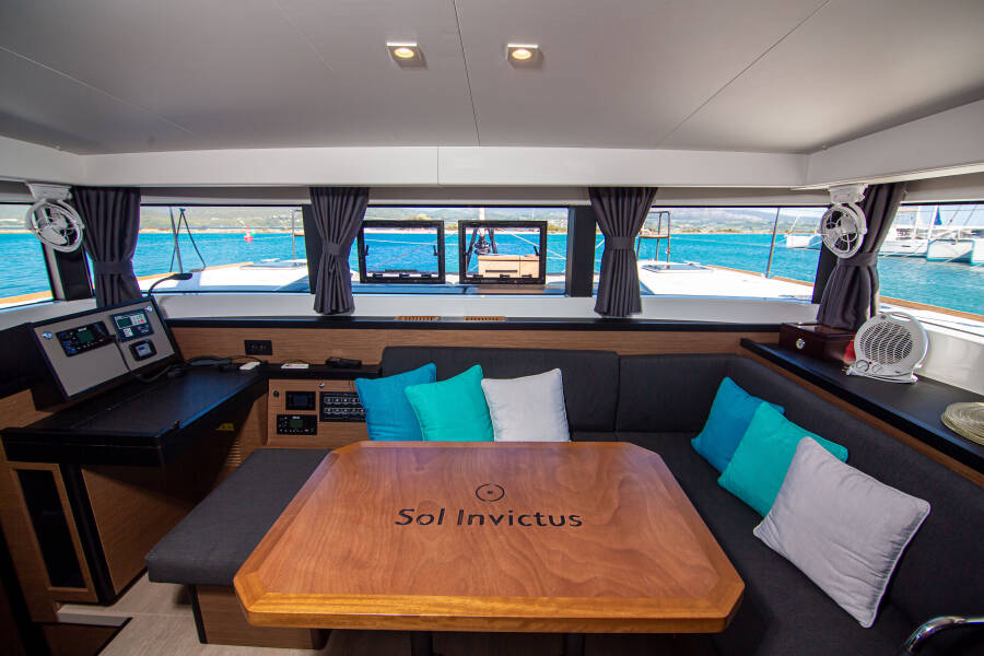 Lagoon 40 Sol Invictus