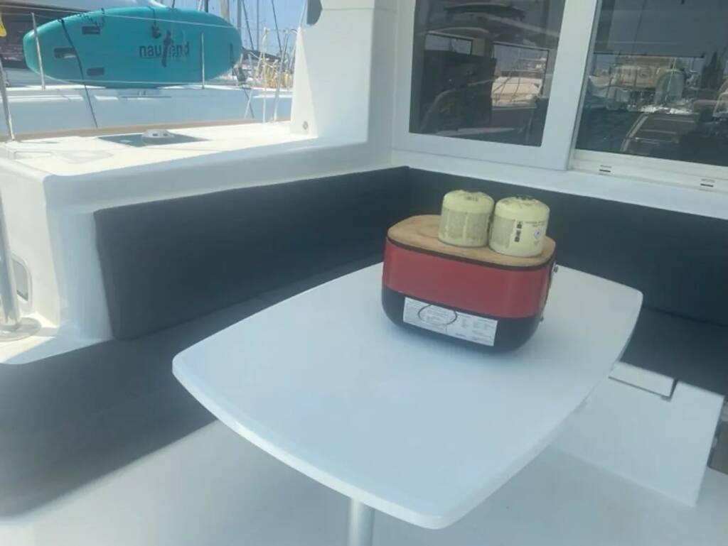 Lagoon 40 Maresueno (Pax 10)