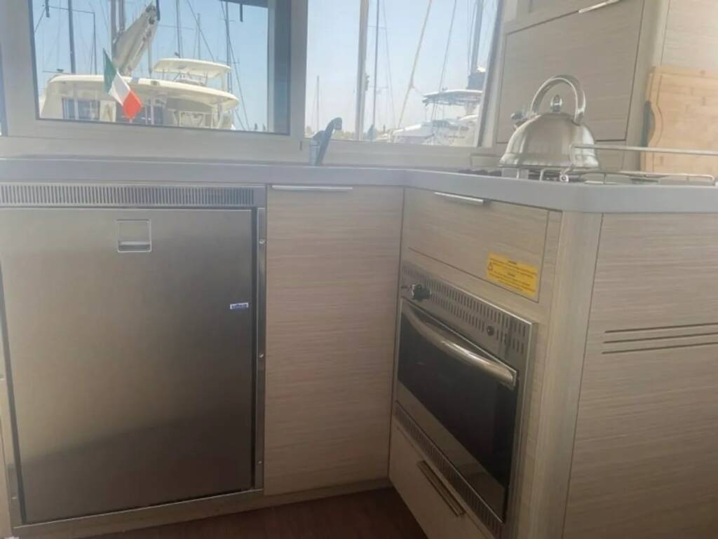 Lagoon 40 Maresueno (Pax 10)