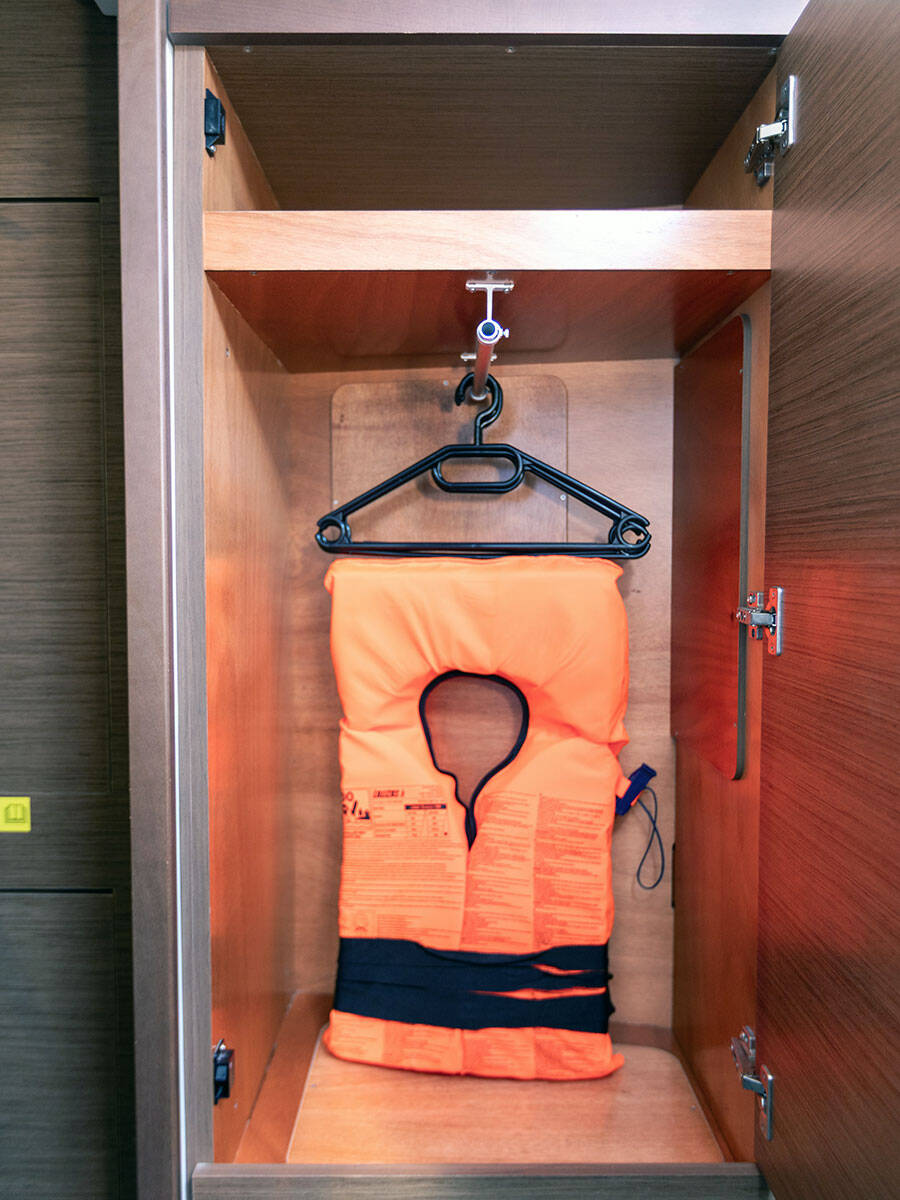 Lagoon 40 BYE BYE 2020 (air condition, generator)