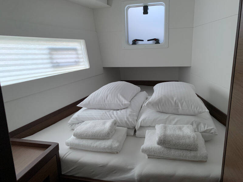 Lagoon 40 BYE BYE 2020 (air condition, generator)