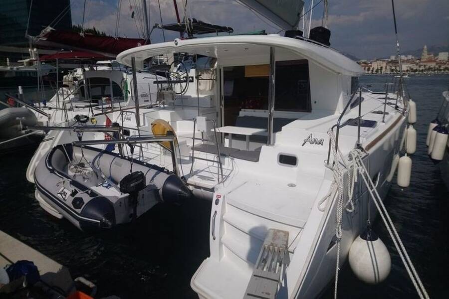 Lagoon 400 S2 • Ana