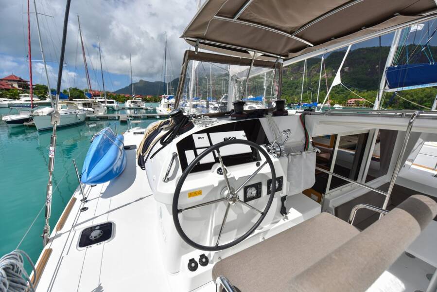 Lagoon 400 S2 Emilio