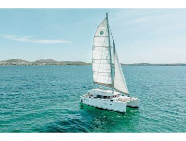 Lagoon 400 S2 • Nektarios