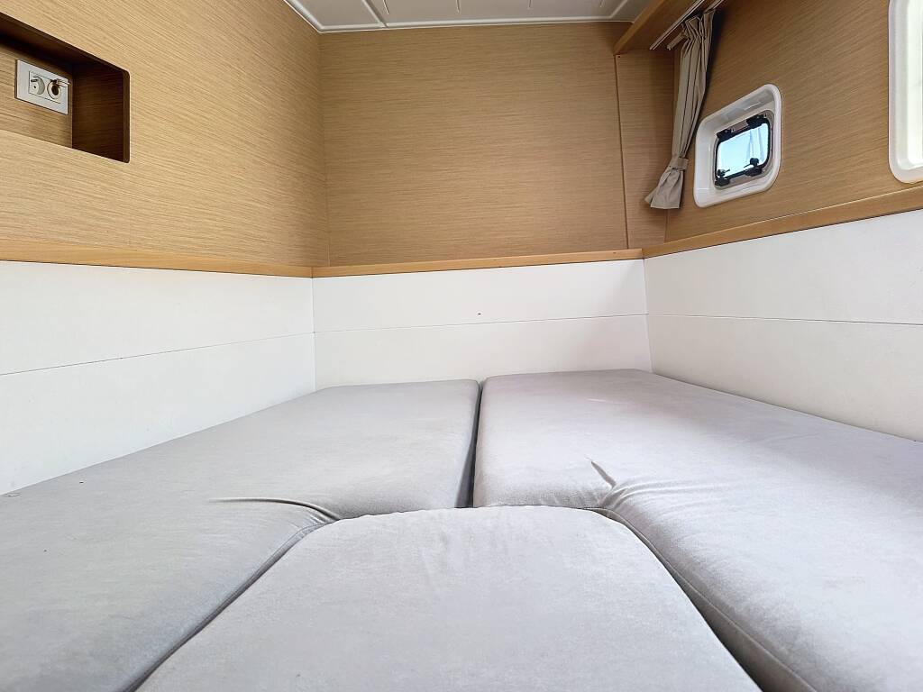 Lagoon 400 S2 IRIS 