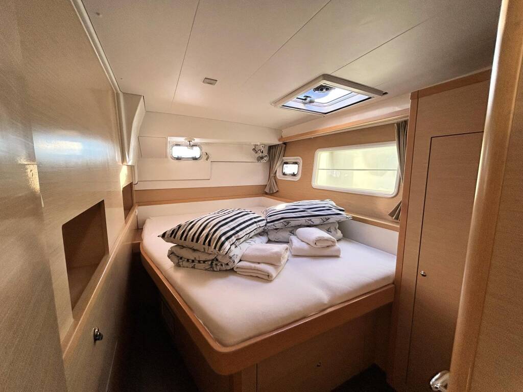 Lagoon 400 S2 AQUADANCER