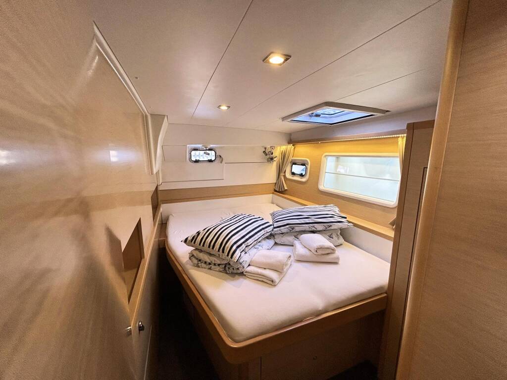 Lagoon 400 S2 AQUADANCER