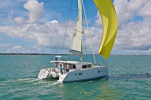 Lagoon 400 S2 • Vicky