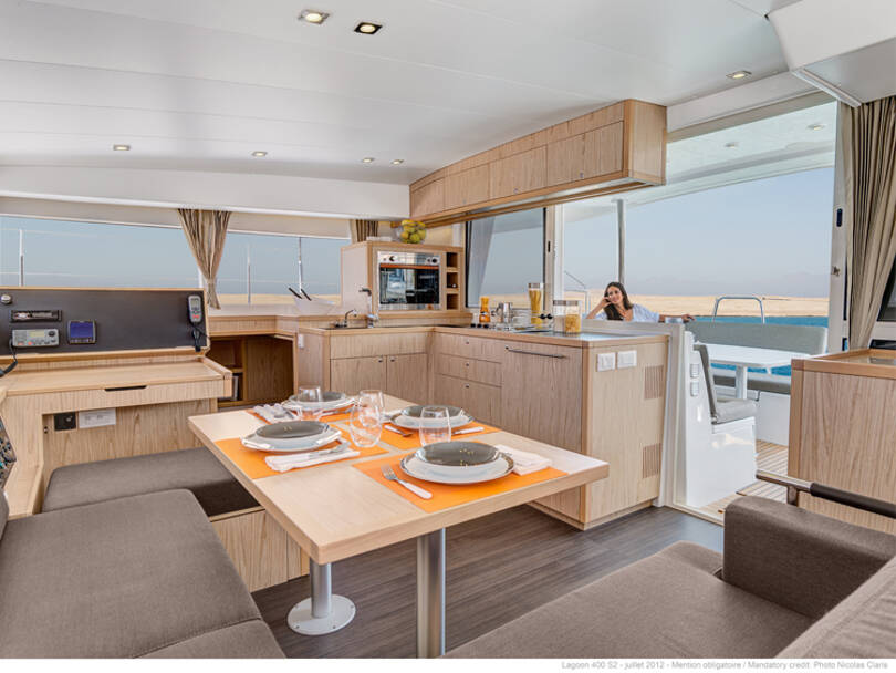 Lagoon 400 S2 SUMMERTIME 