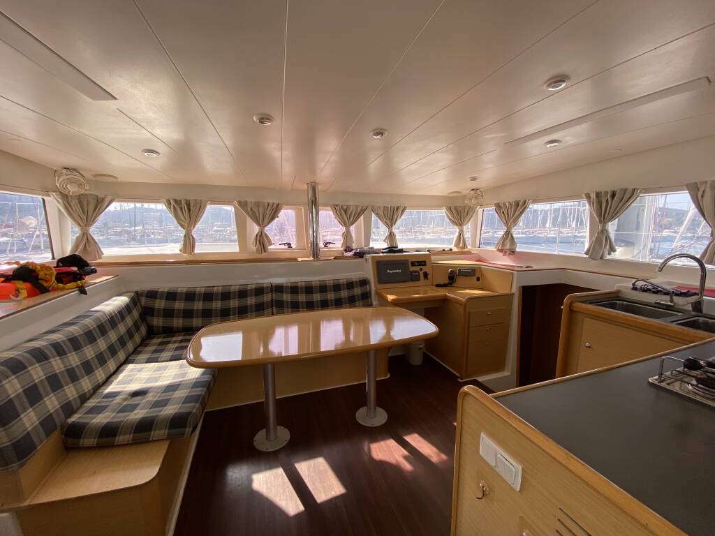 Lagoon 400 
