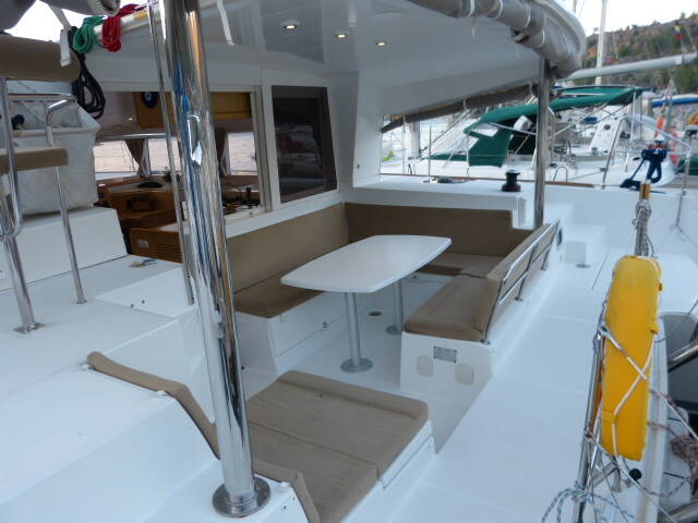 Lagoon 400 
