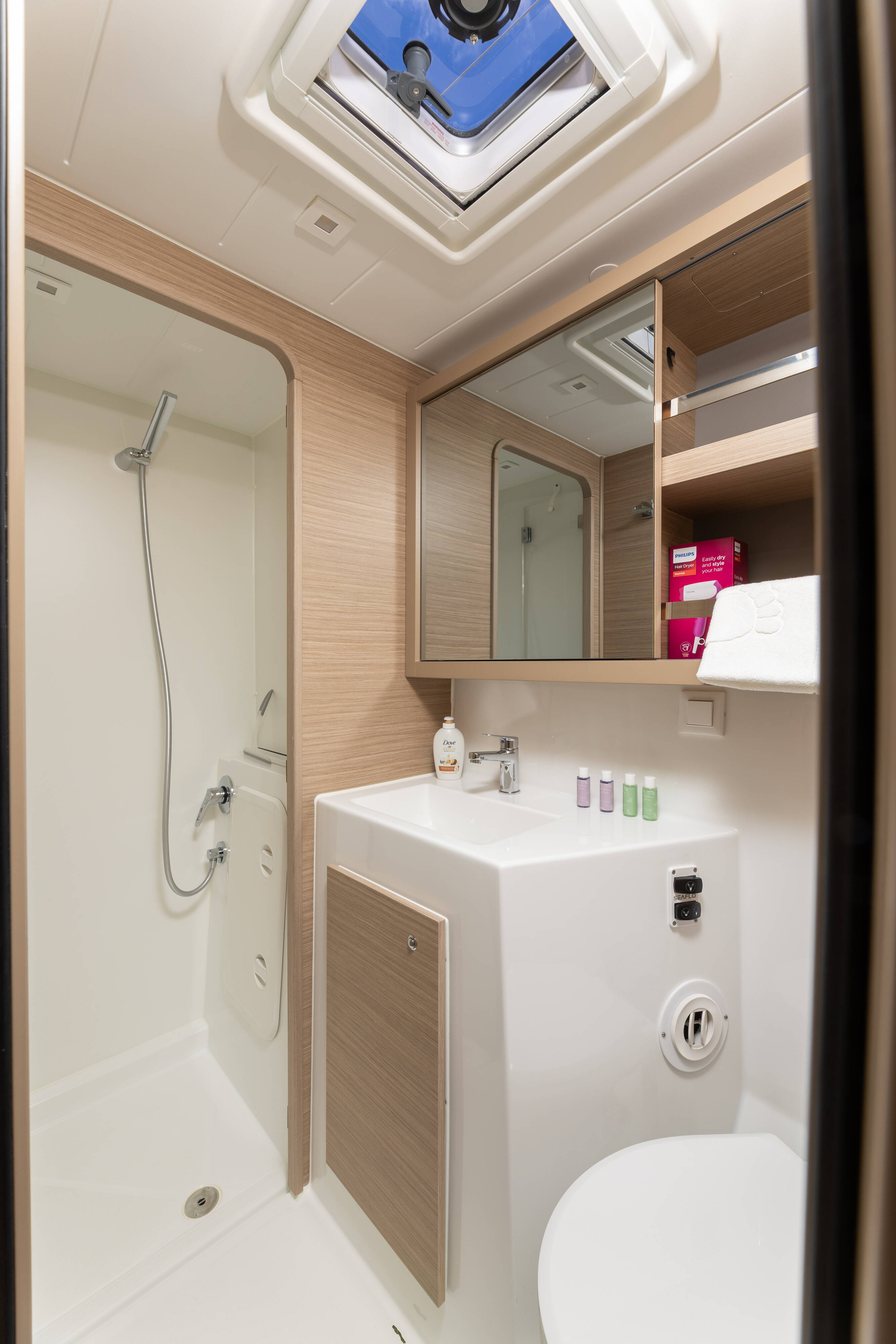 Lagoon 42 Millenium LADY AURORA