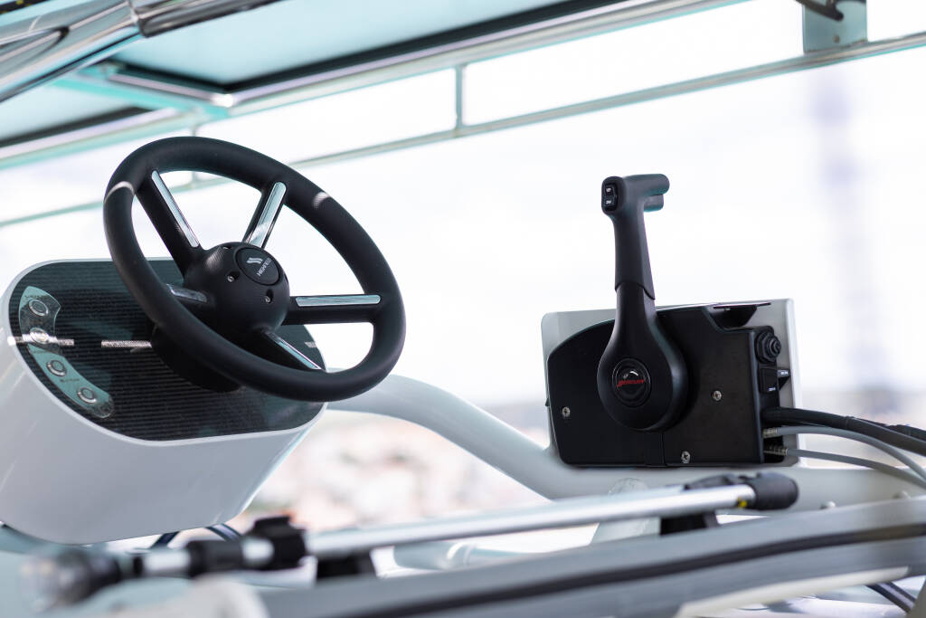 Lagoon 42 Millenium LADY AURORA