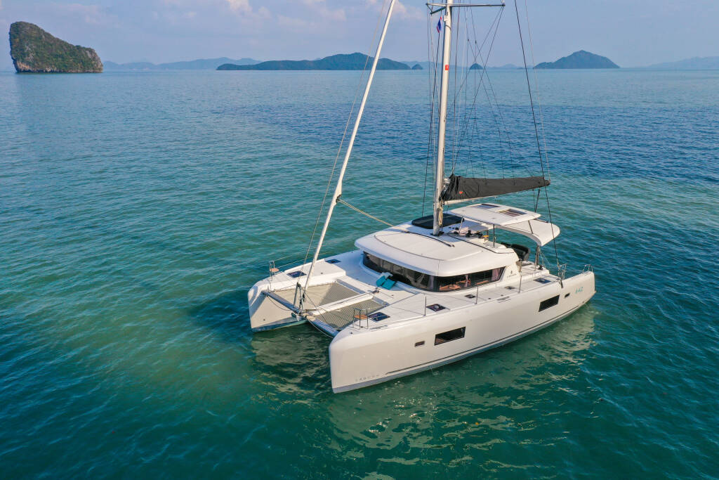 Lagoon 42 Millenium SAX IV