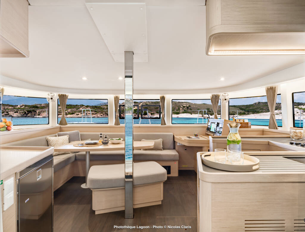 Lagoon 42 Millenium SAX IV