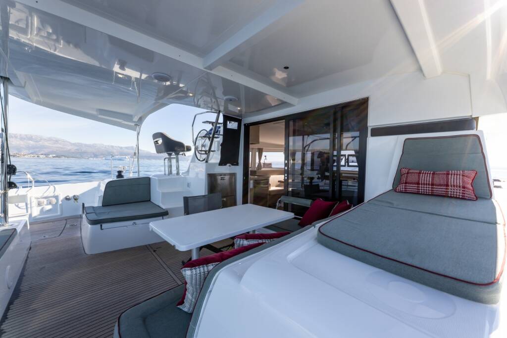 Lagoon 42 Millenium SAX IV