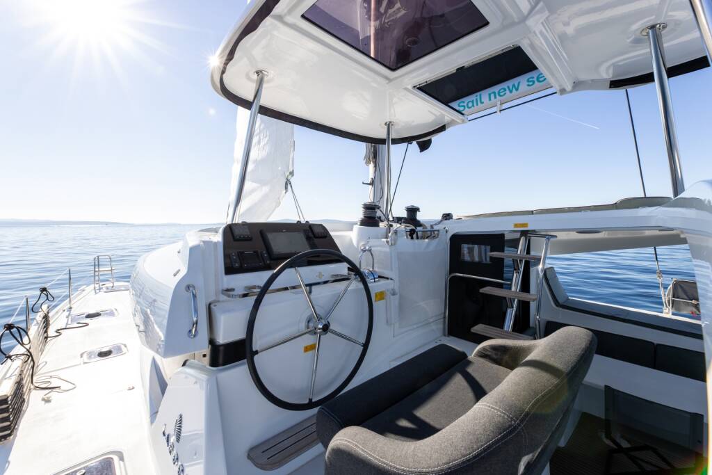 Lagoon 42 Millenium SAX IV